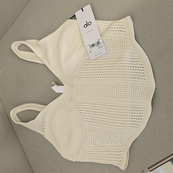 ALO Yoga Tops - BRAND NEW Alo Yoga Open K it Chase the Sun Corset Tank Ivory Size Large